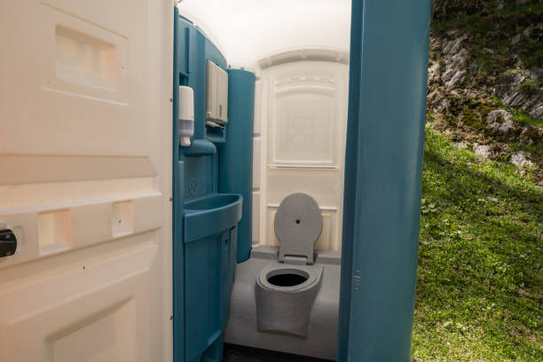 Best Luxury portable toilet rental  in Russells Point, OH